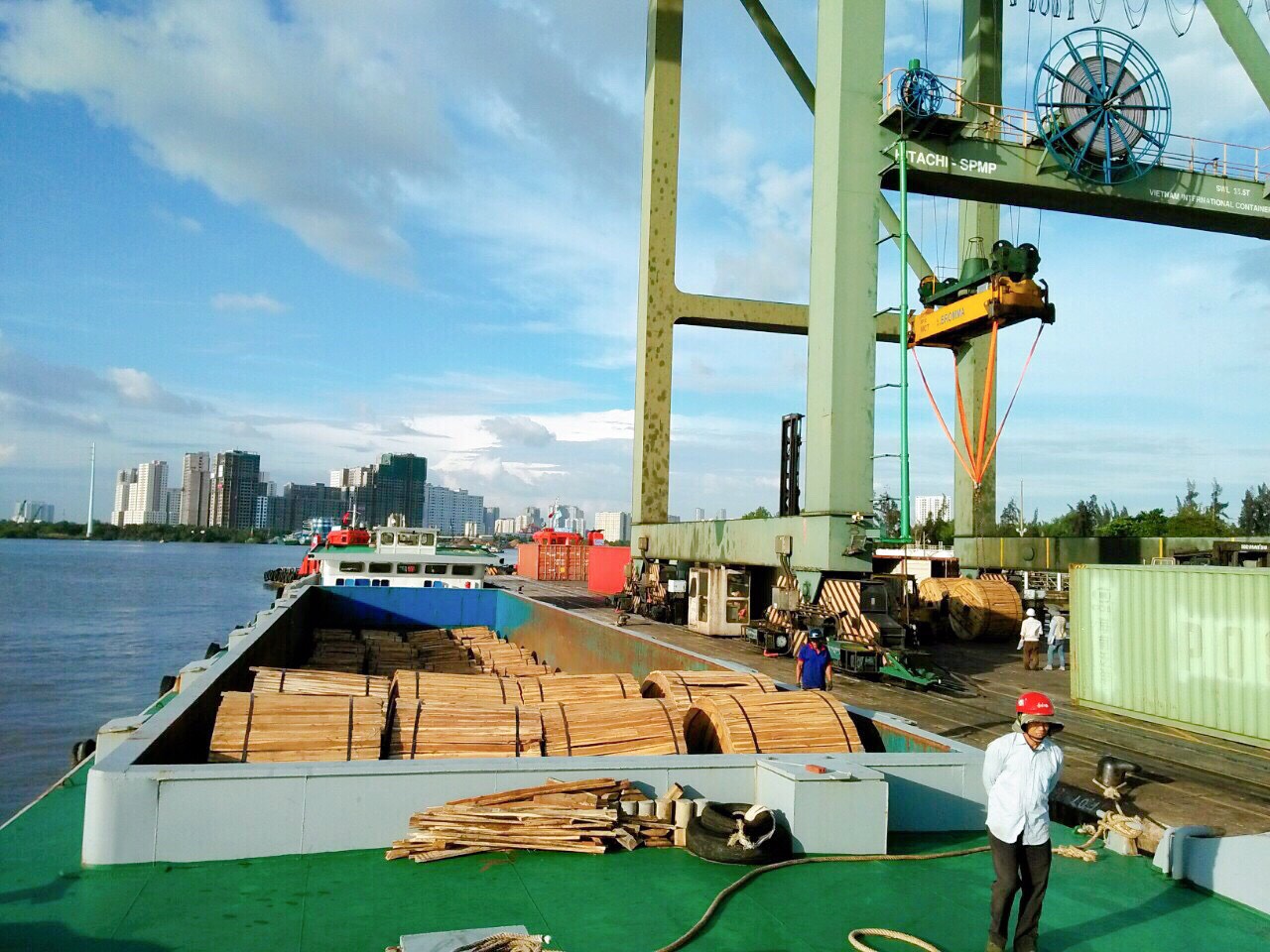 Vận chuyển tàu rời đi cảng sihanouk ville campuchia